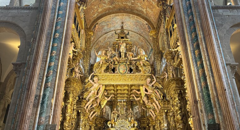 Complete Tour of Santiago with Entrance Fees Included