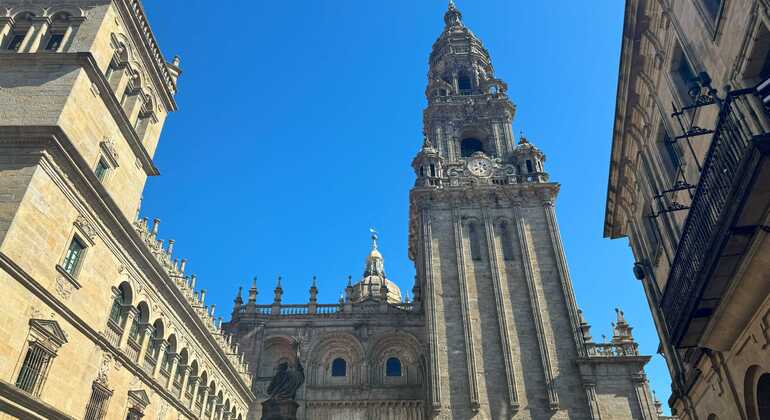 Complete Tour of Santiago with Entrance Fees Included