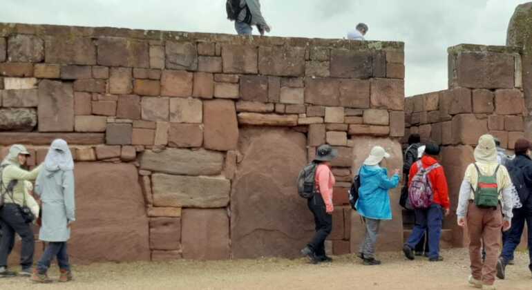 Uralter Puma Punku und Abenteuer am Titicacasee