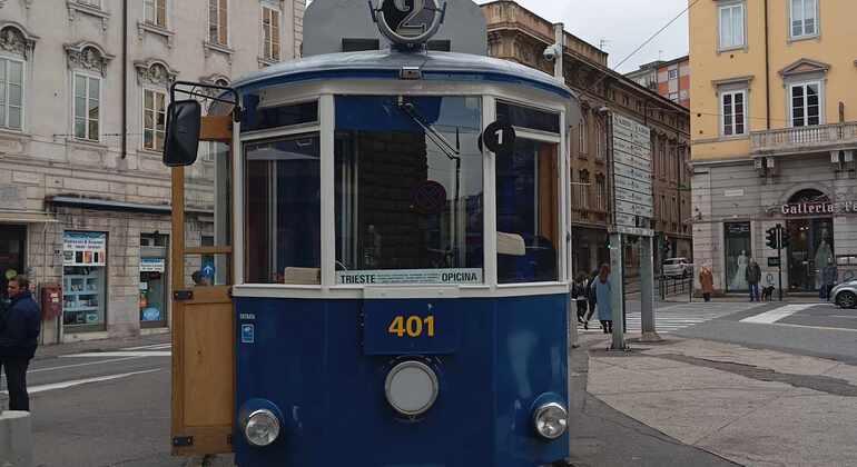 Viaja al pasado con el recorrido en tranvía retro de Trieste