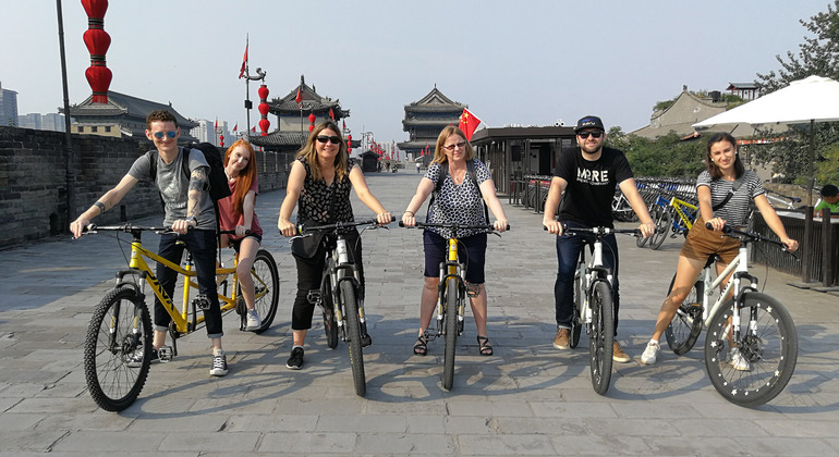 Xi'an Abenteuer: Terrakotta-Armee, Stadtmauer und Pagode