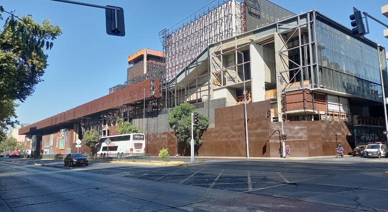 Rundgang durch Santiago, zwischen Geschichte und Moderne