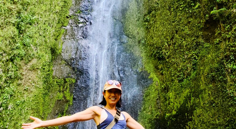 Escursione alle cascate sull'isola di Ometepe: Tour di un giorno in kayak e al tramonto