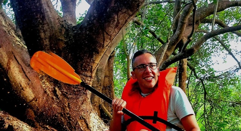 Escursione alle cascate sull'isola di Ometepe: Tour di un giorno in kayak e al tramonto