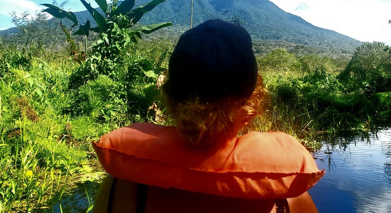 Escursione alle cascate sull'isola di Ometepe: Tour di un giorno in kayak e al tramonto