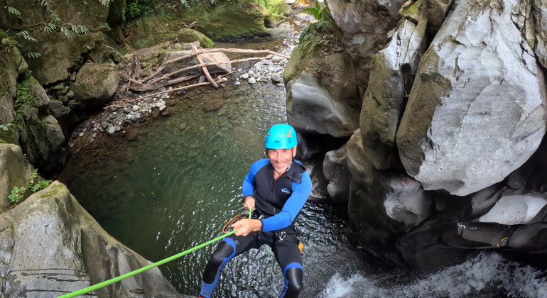 Canyoning Salto do Cabrito in Sao Miguel Azoren