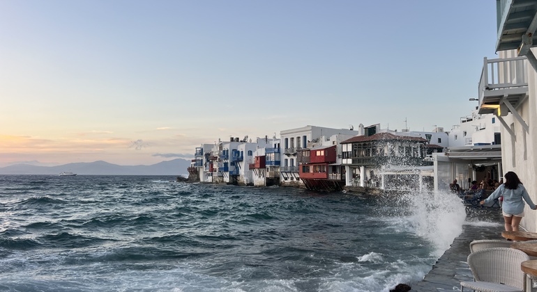 Recorrido gastronómico por la ciudad de Mykonos con un guía local