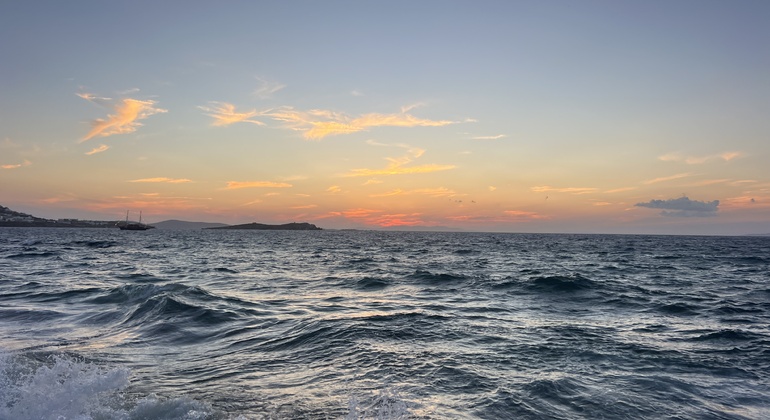 Recorrido gastronómico por la ciudad de Mykonos con un guía local