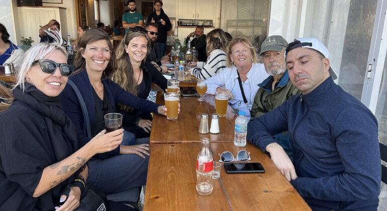 Recorrido gastronómico por la ciudad de Mykonos con un guía local