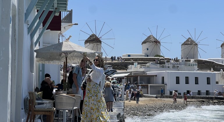 Recorrido gastronómico por la ciudad de Mykonos con un guía local