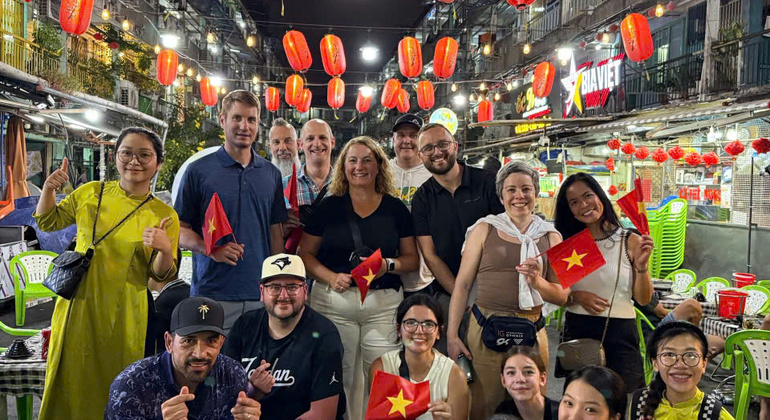 O sabor de Saigão: Tour de comida de rua local
