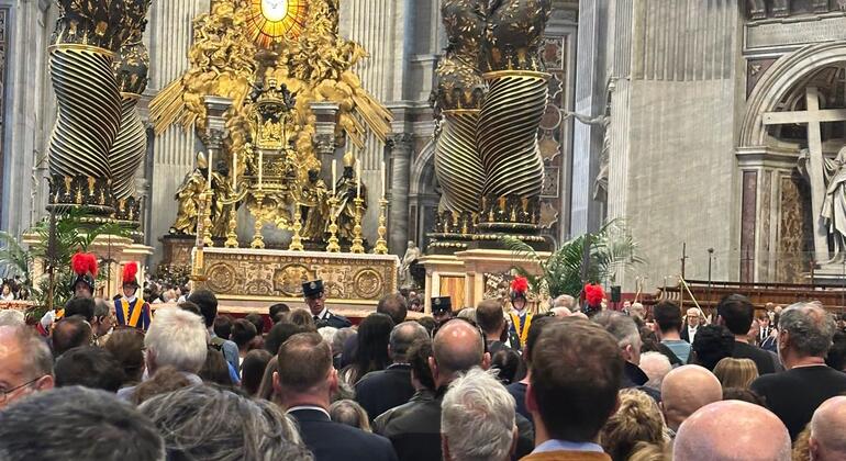 Vatican City Tour: Basilica, Holy Sealed Door and Papal Tombs