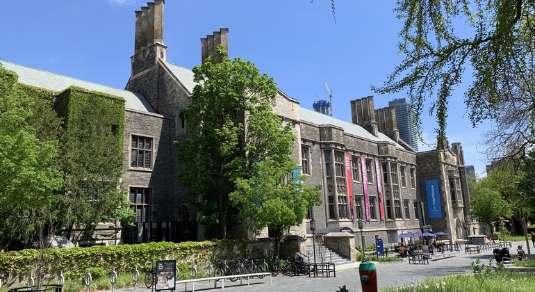 Toronto: Spaziergang durch den Discovery District