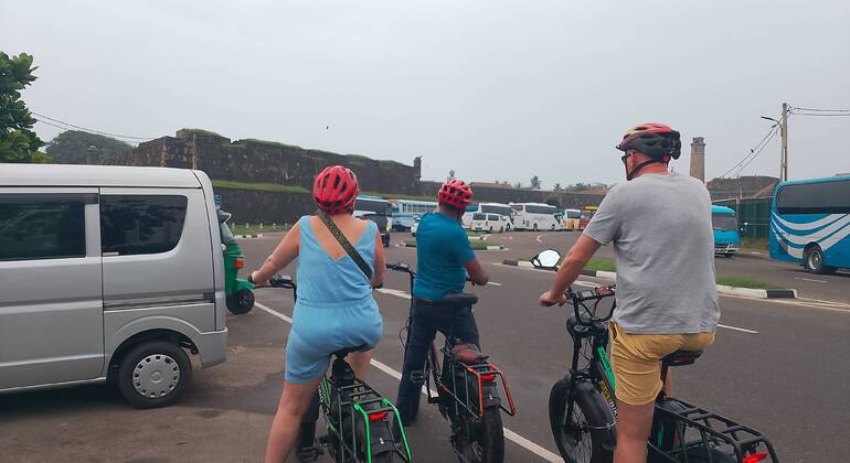 Aventura en Bicicleta Eléctrica por el Histórico Fuerte de Galle