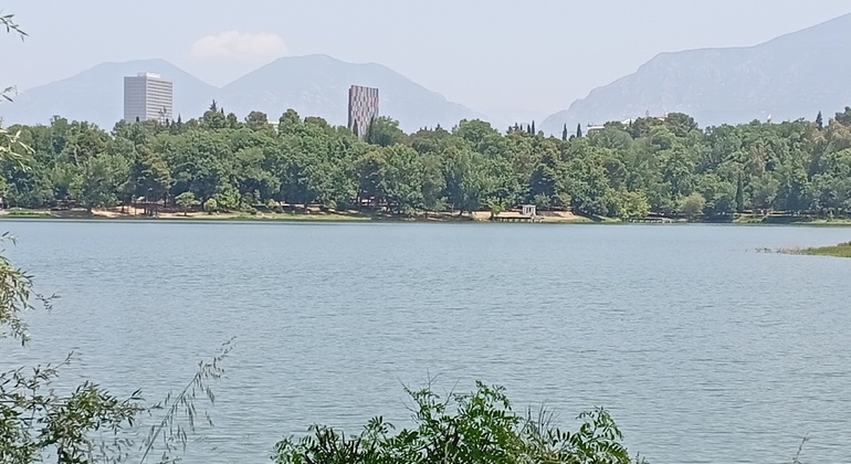 Tour en bicicleta por Tirana con guía local