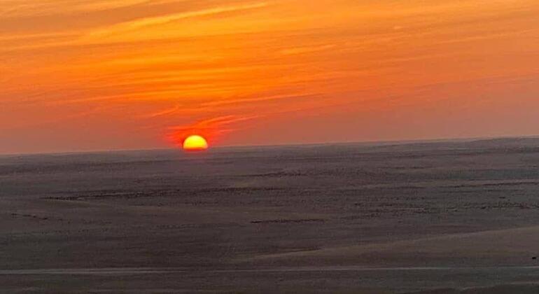 Katar Zwischenstopp Wüstensafari: Sonnenaufgang bis Sonnenuntergang & Schwimmen