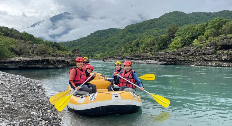 Aventura en el río Vjosa
