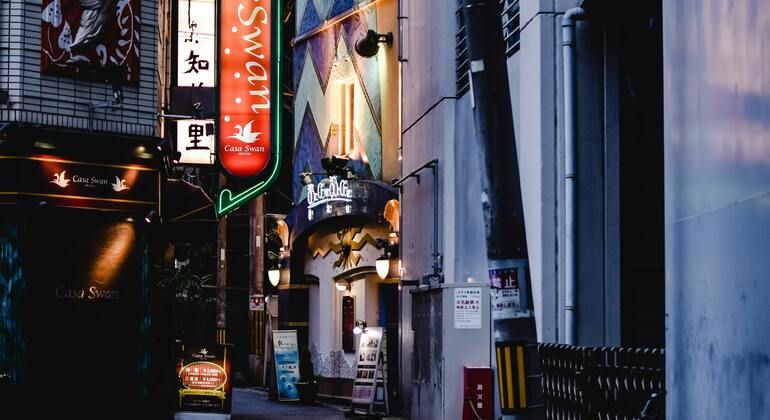 Osaka di notte: Dotonbori, cibo e luci retrò