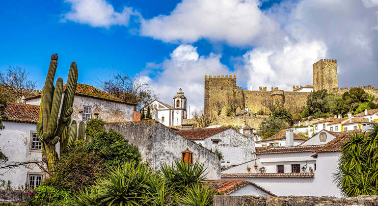 App di audioguida: Passeggiata nella città di Obidos