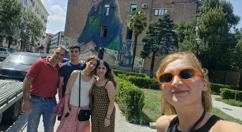 Kutaisi: Walking tour & Tskaltubo Abandoned Sanatoriums