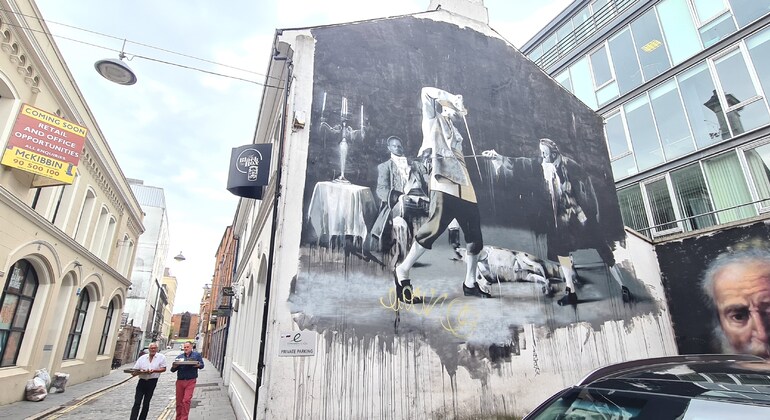 Explore Belfast: Private Walking Tour
