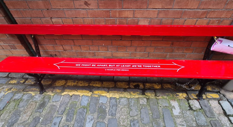 Explore Belfast: Private Walking Tour