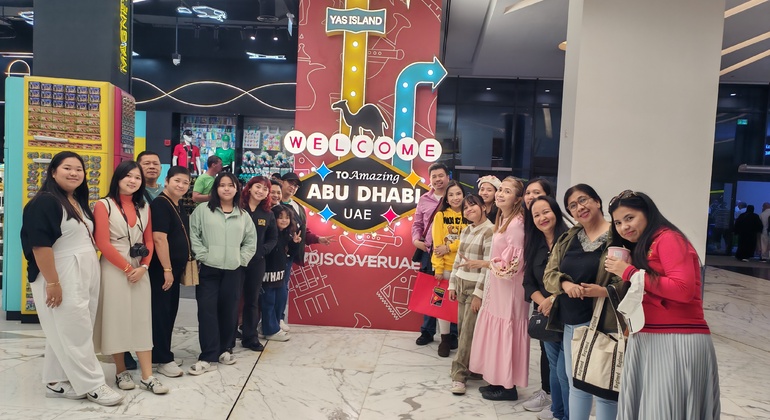 Abu Dhabi Stadtrundfahrt ab Dubai: Moscheen & Kultur