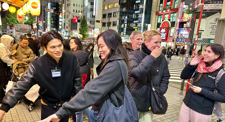 Tokyo : Shinjuku Nightlife & Secret Backstreets Walking Tour