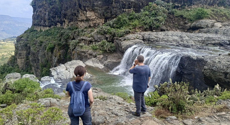 Tagestour nach Debrelibanos, Blunile-Schlucht und Portugiesische Brücke