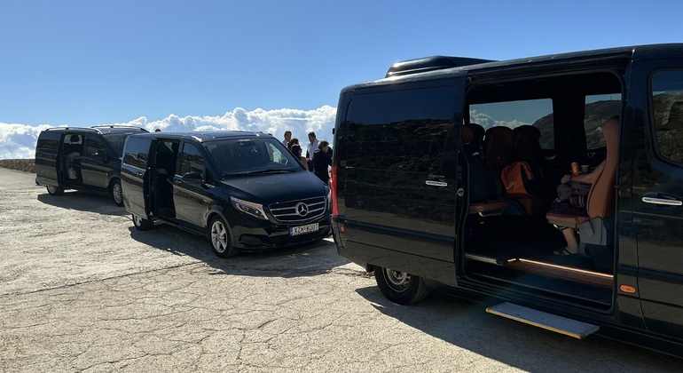 Excursión privada de cuatro horas en furgoneta de lujo por los lugares más destacados de Mykonos