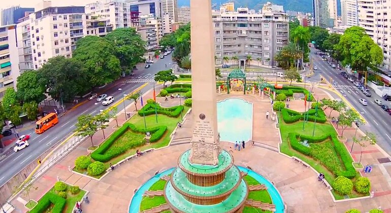 Caracas, Strokes and Contrasts Tour