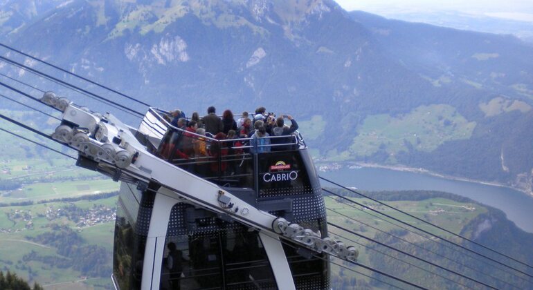 Funiculaire du Stanserhorn et circuit nocturne en Cabrio