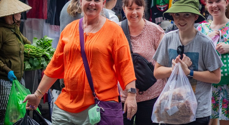 Hoi An Lokaler Markt, Korbbootfahrt & Kochkurs Tour