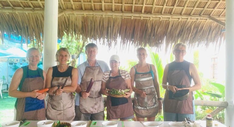 Hoi An Lokaler Markt, Korbbootfahrt & Kochkurs Tour