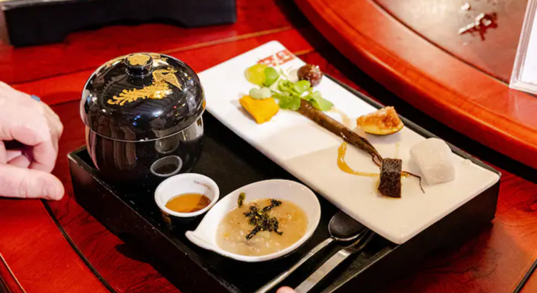 Tour gastronomico e a piedi a Seul: il tradizionale mercato delle pulci di Dongmyo e Gwangjang
