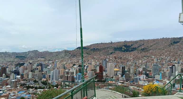 Stadtrundfahrt: Sightseeing-Bus in La Paz, Mondtal und Seilbahnfahrt