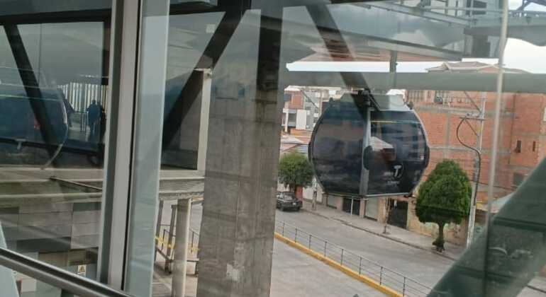 Stadtrundfahrt: Sightseeing-Bus in La Paz, Mondtal und Seilbahnfahrt