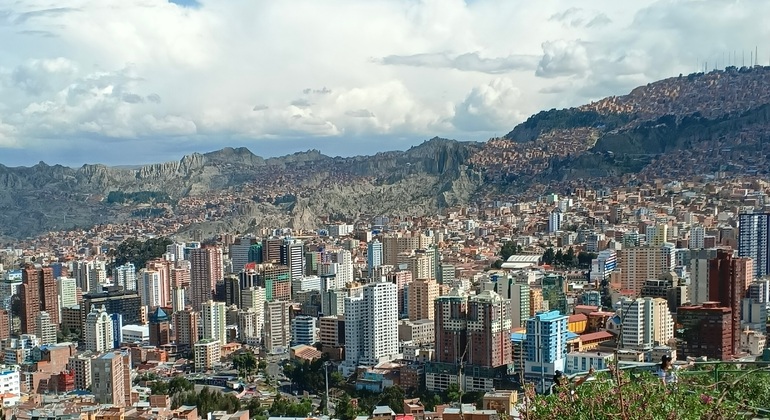 Stadtrundfahrt: Sightseeing-Bus in La Paz, Mondtal und Seilbahnfahrt