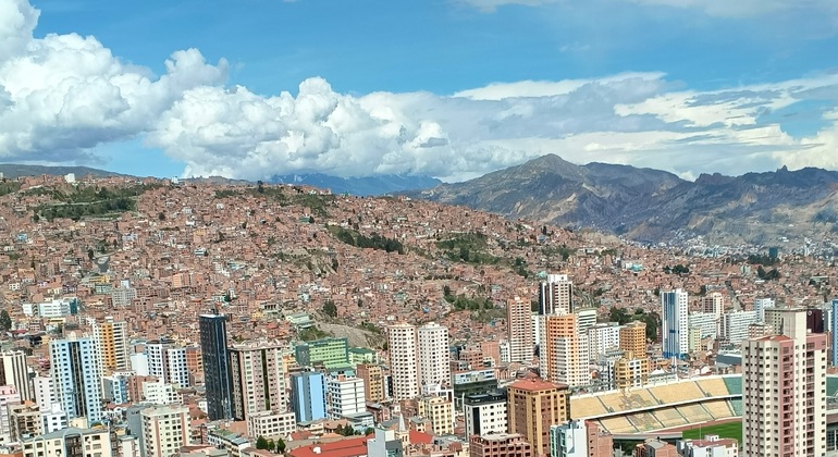 Stadtrundfahrt: Sightseeing-Bus in La Paz, Mondtal und Seilbahnfahrt