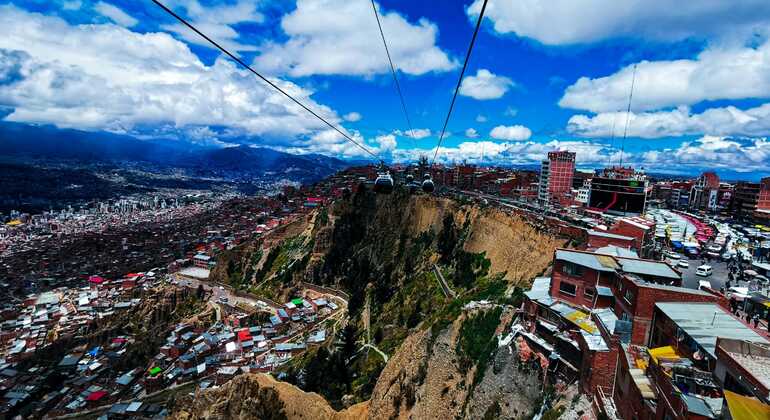 Stadtrundfahrt: Sightseeing-Bus in La Paz, Mondtal und Seilbahnfahrt