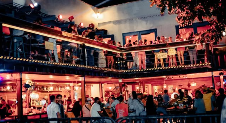 Dar bei Nacht: Musik, Märkte und geheime Rooftop-Bars