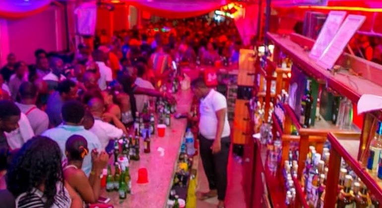 Dar bei Nacht: Musik, Märkte und geheime Rooftop-Bars