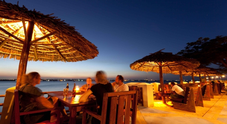 Dar bei Nacht: Musik, Märkte und geheime Rooftop-Bars