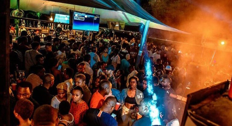 Dar bei Nacht: Musik, Märkte und geheime Rooftop-Bars