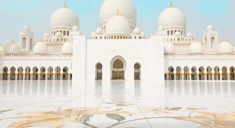 Führung durch die Große Moschee von Sheikh Zayed