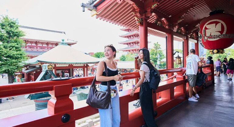 Tokyo Asakusa Tour & Local Food Culture