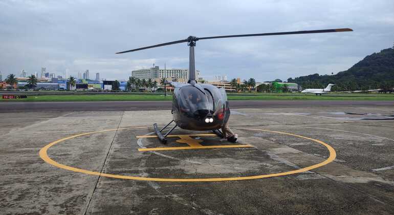 Historischer Hubschrauberrundflug über Panama-Stadt