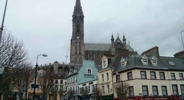 Visita histórica de Cobh con la catedral de San Colman