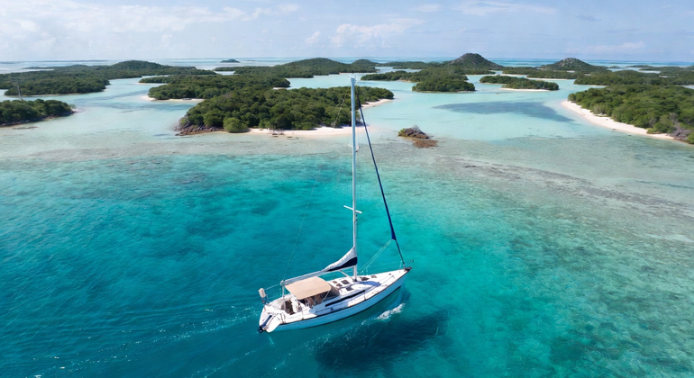 Visite du parc national de l'île de Coiba avec masque et tuba