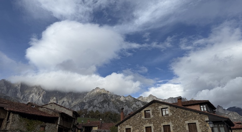 Excursion to Mogrovejo and Potes: Heidi's Landscape in Picos de Europa
